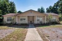 Building Photo - 10150 Guidy Ln