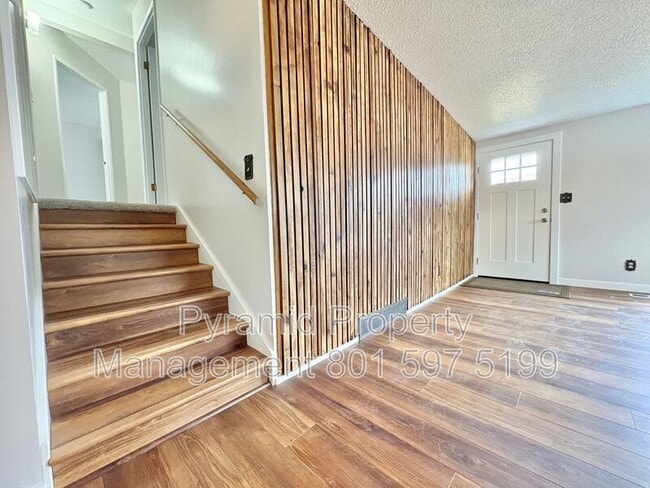 Building Photo - 3894 W Marcus Rd