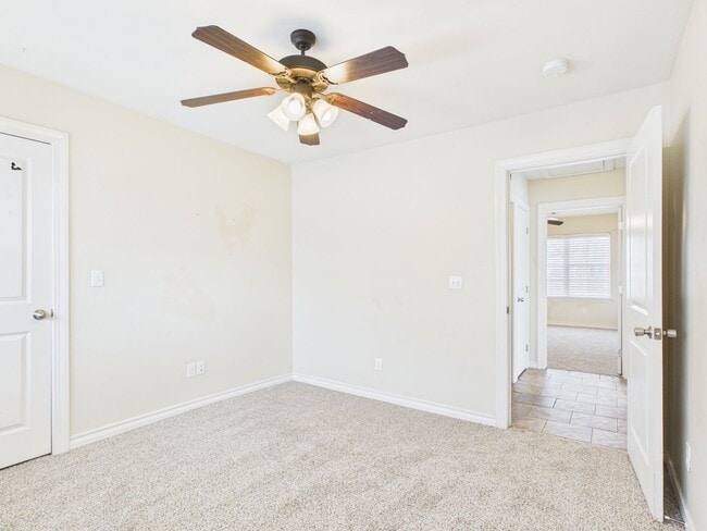 Building Photo - 3501 S Van Buren St