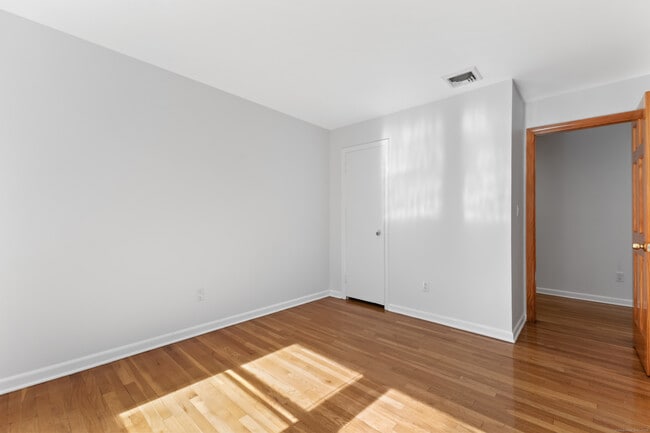 Building Photo - 494 Sawmill Rd