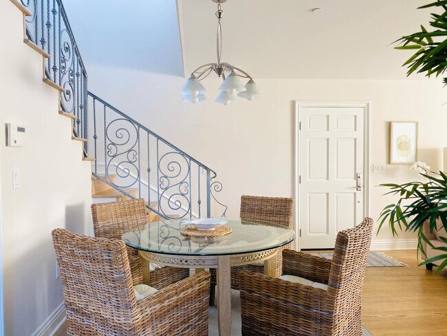 Building Photo - 3005 Strongs Dr