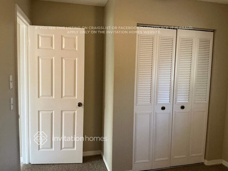 Building Photo - 417 Oakleaf Blvd