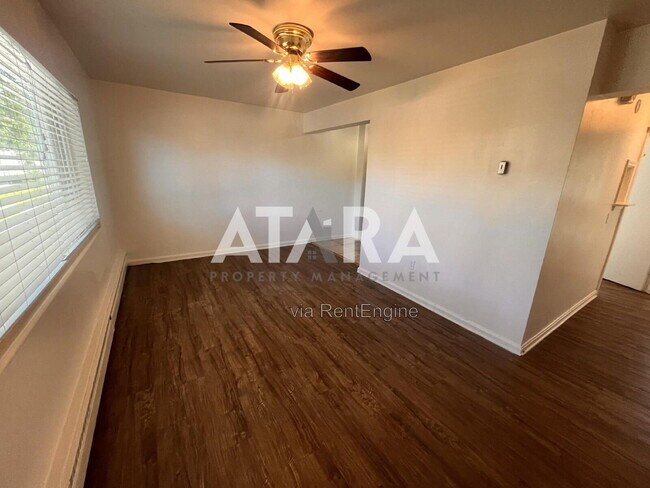 Building Photo - 177 W 300 N