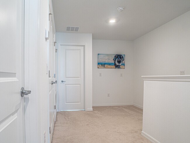 Building Photo - 2350 Paravane Wy