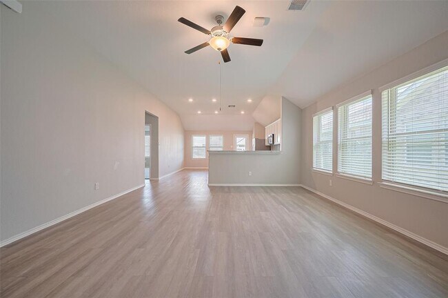 Building Photo - 3715 Butterfly Breeze Ln