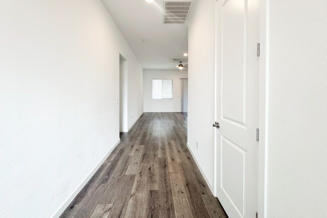 Building Photo - 3Bed/2Bath Home In Cave Creek! JOIN THE WA...