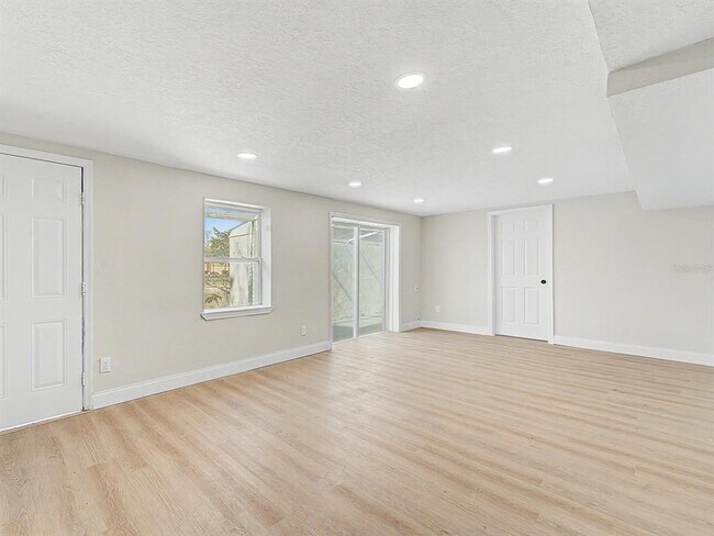 Building Photo - 7708 Maryland Ave