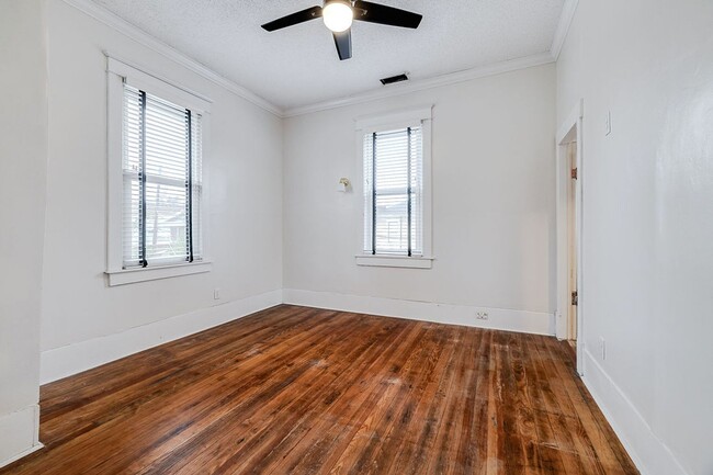 Building Photo - Beautiful Baldwin Park Craftsman home ready for move in!