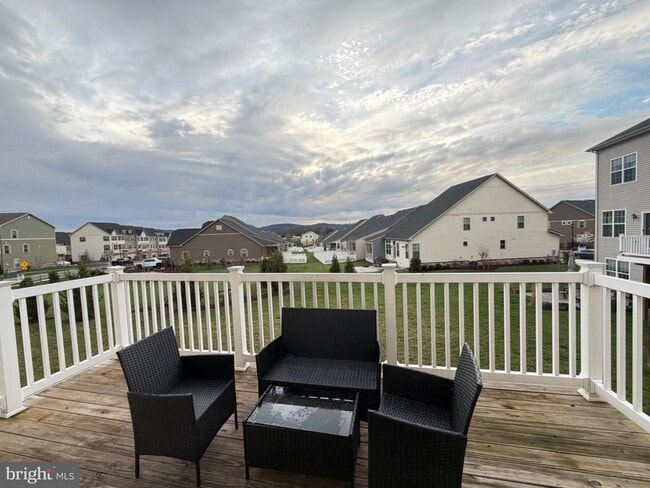 Building Photo - 5914 Krantz Dr