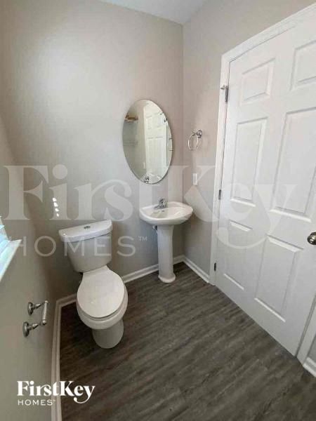 Building Photo - 405 Verbena Ave