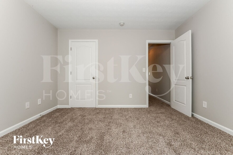 Building Photo - 208 Cane Ave