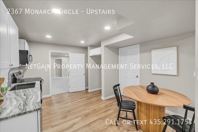 Building Photo - 2367 Monarch Cir