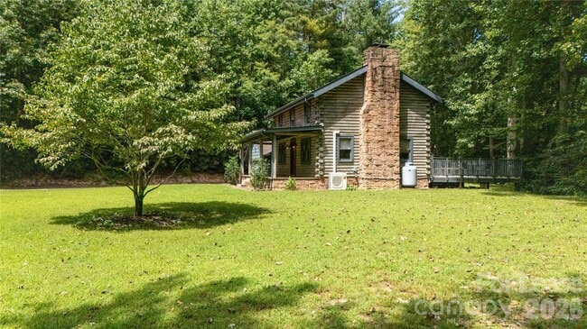 Building Photo - 2038 Toms Creek Rd