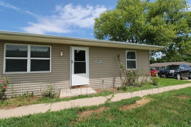 Primary Photo - 18824 E Wigwam Dr