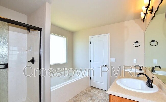 Building Photo - 6402 San Isabel Ave