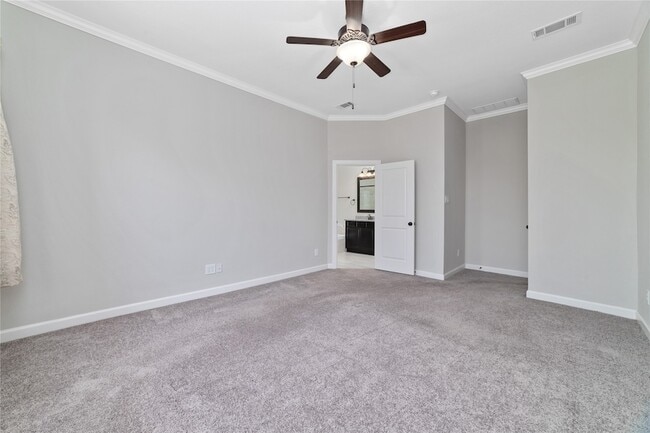 Building Photo - 11127 Bluewater Lagoon Cir