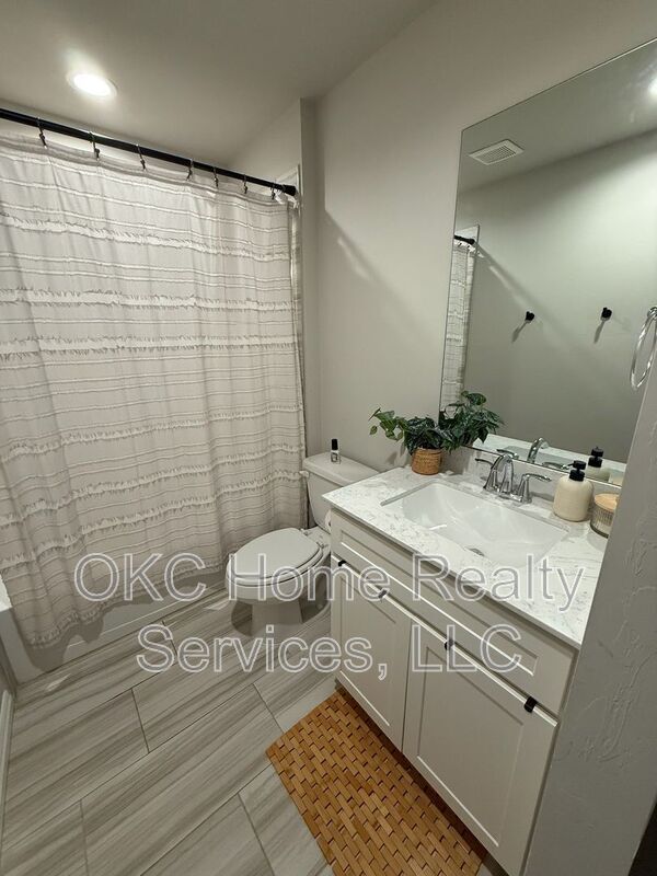 Building Photo - 14605 Travertine Fls Ln