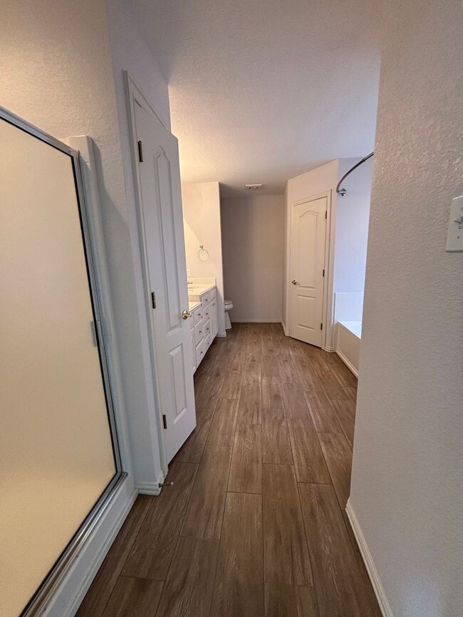 Building Photo - 1812 Colorado Ct