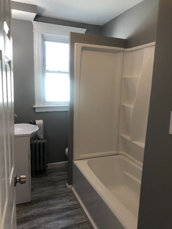 Building Photo - 36 Cliffdale Ave