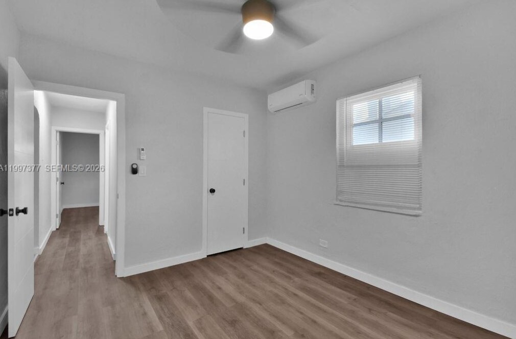 Building Photo - 547 NW 49th St