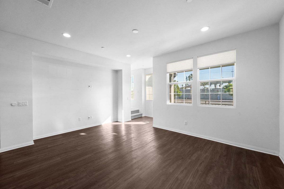 Building Photo - 8887 Orangethorpe Ave