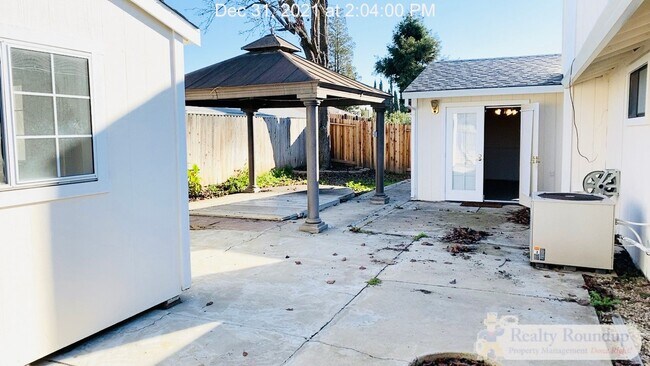 Building Photo - 8755 Pacific Hills Way