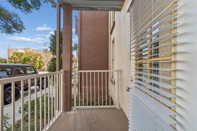 Building Photo - 501 S Moody Ave