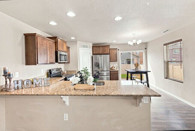 Building Photo - 10864 Traders Pkwy