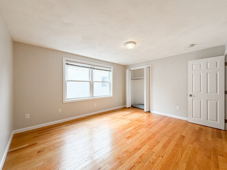 Building Photo - 34 Lonsdale St