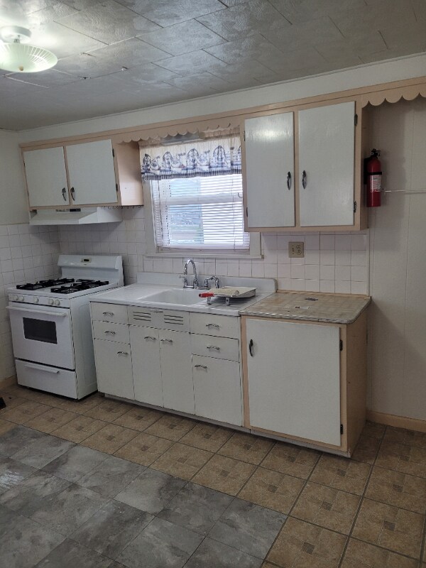 Building Photo - 1495 malisa Rd