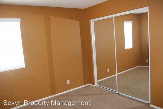 Building Photo - 3 br, 3.5 bath House - 6264 Camposa Ln.