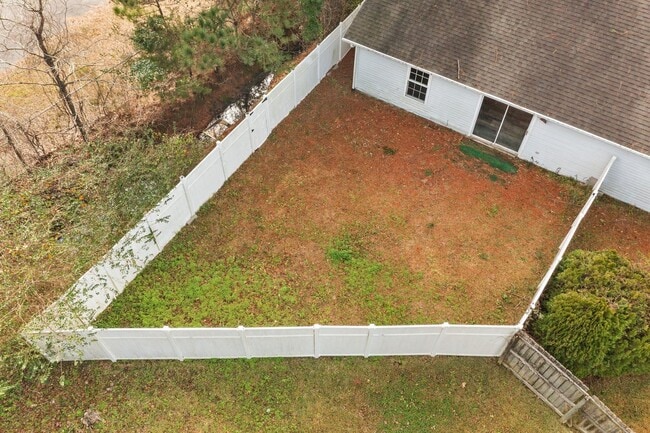 Building Photo - Welcome to Foxhorn Village!