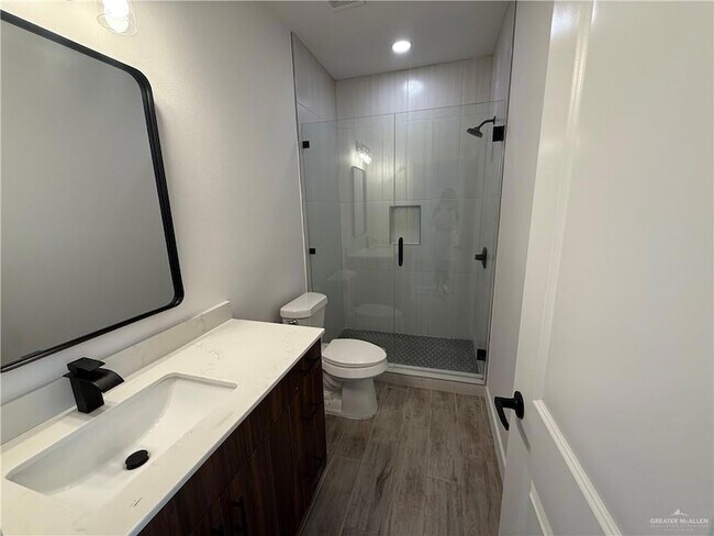 Building Photo - 2701 Brownjay Rd