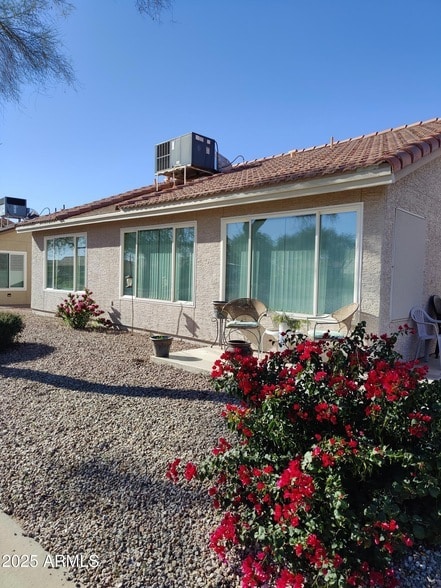 Building Photo - 1831 E Lindrick Dr