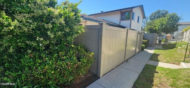 Building Photo - 1725 Tiburon Ct