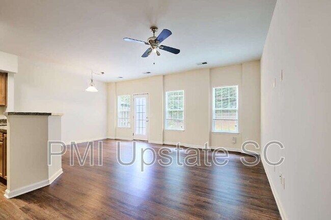 Building Photo - 457 Woodbark Ct