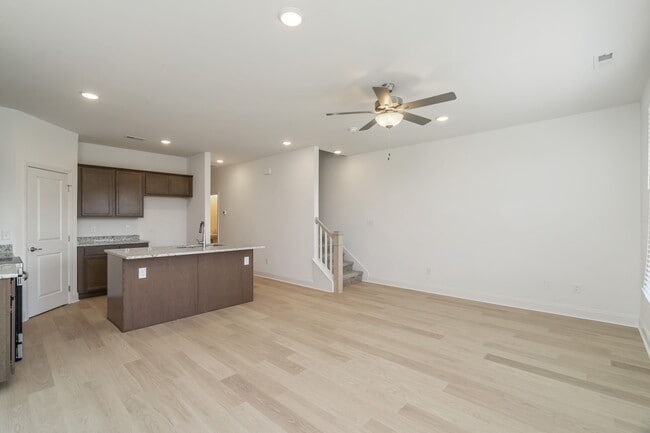 Building Photo - 1472 Mountain Quail Cir