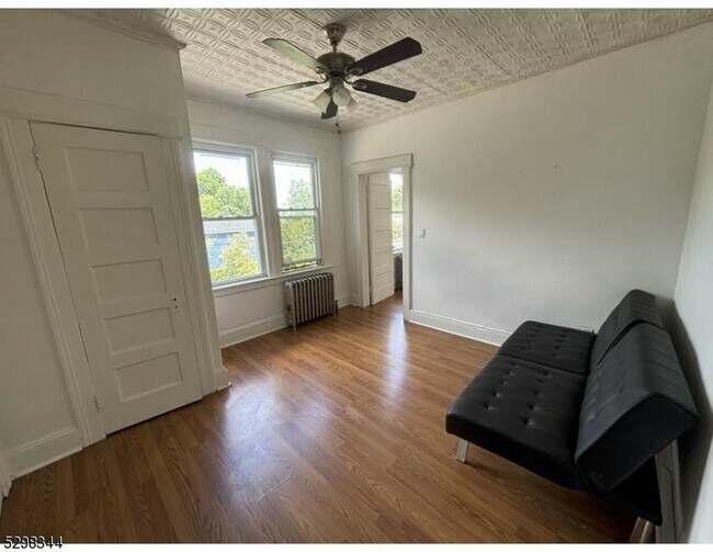 Building Photo - 2 E Passaic Ave