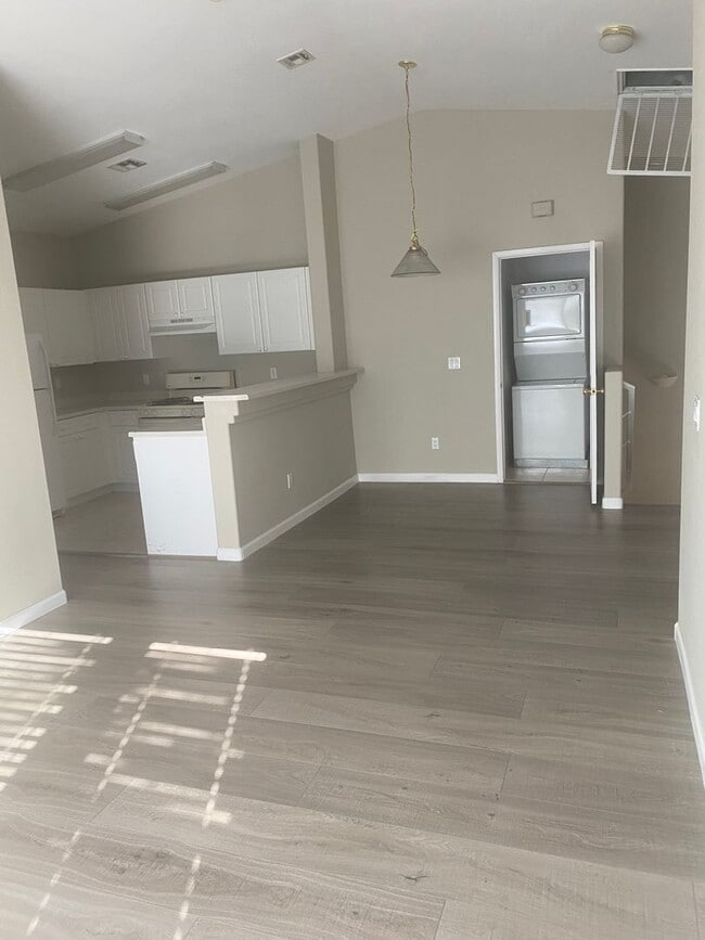 Building Photo - Remarkable totally renovated 2bed 2bath townhome is SW Las Vegas