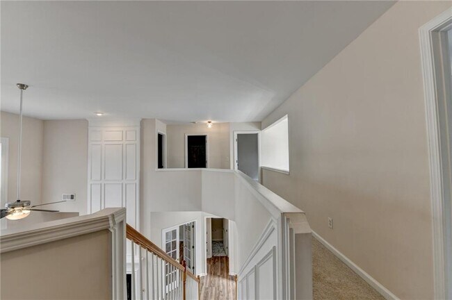Building Photo - 100 Hawnley Trace