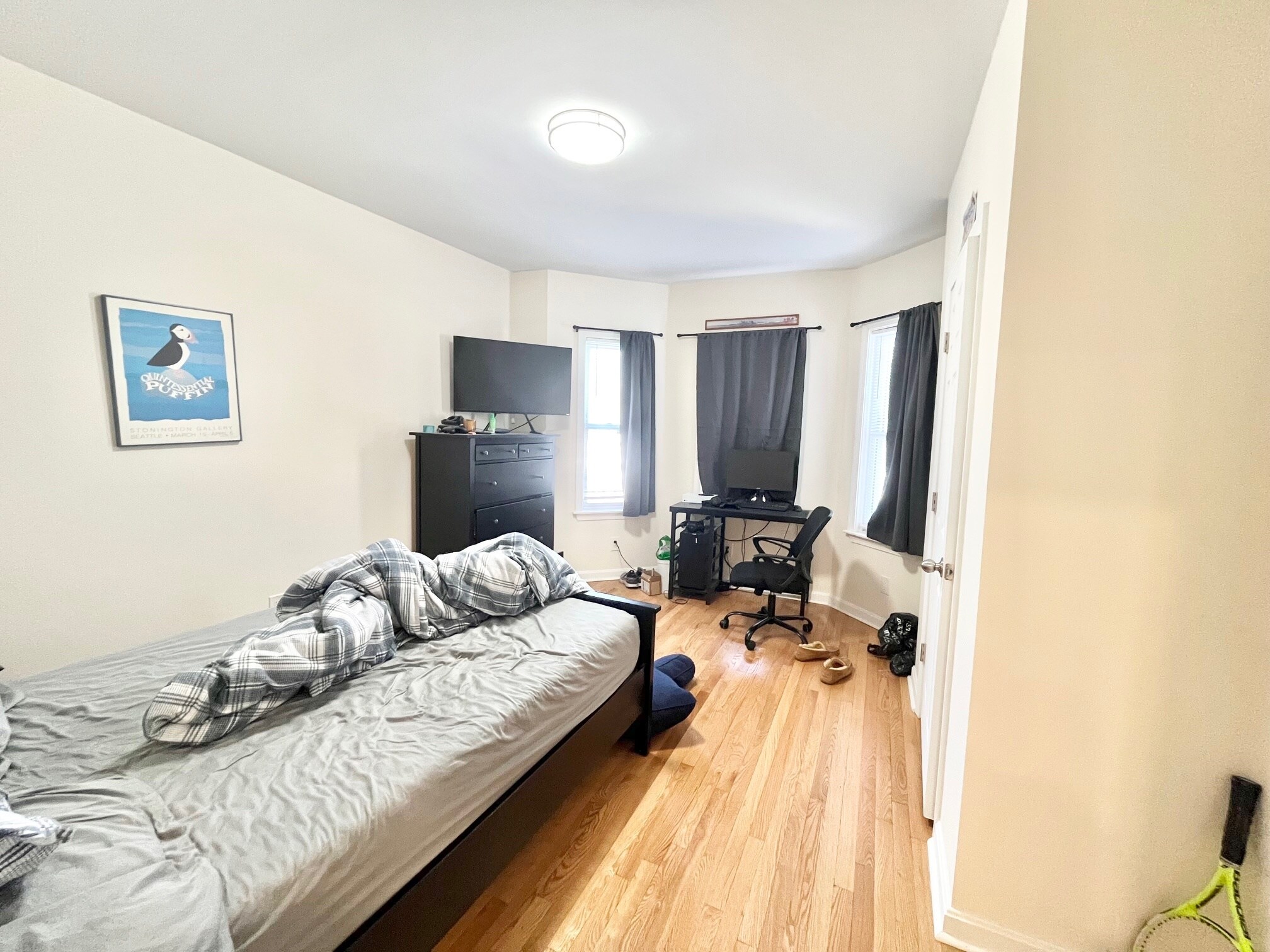 Building Photo - 162 Centre St