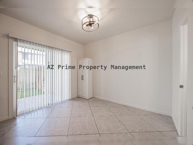 Building Photo - 7801 N 44th Dr