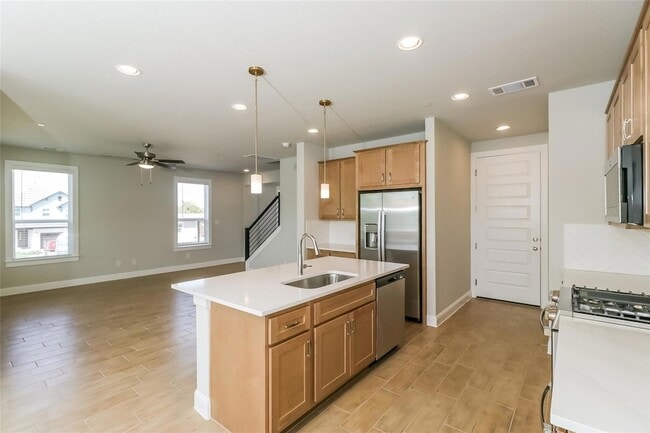 Building Photo - 2605 Sam Bass Rd