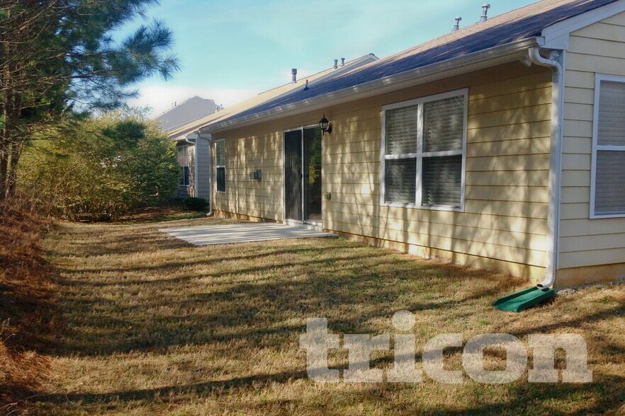 Building Photo - 8422 Somerton Cir