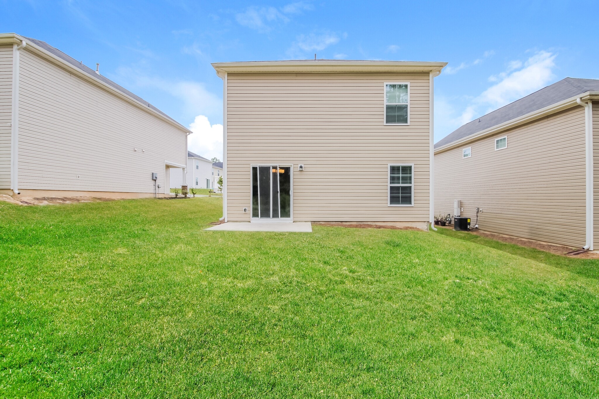 Building Photo - 209 Merry Oak Ln