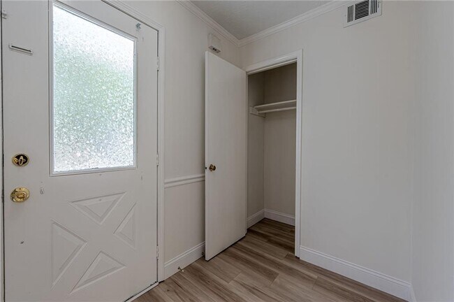 Building Photo - 10310 Rillridge Ct