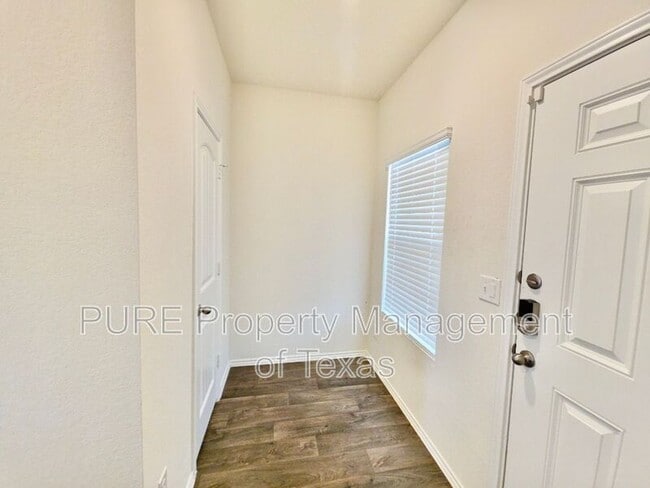 Building Photo - 13525 Open Wagon Trl