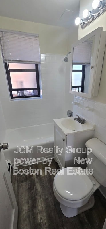 Building Photo - 11 Victory Rd