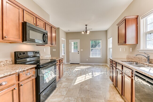 Building Photo - 812 Oshields Ct