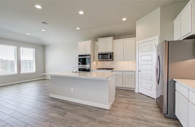 Building Photo - 28511 Hannahs Harbor Ln